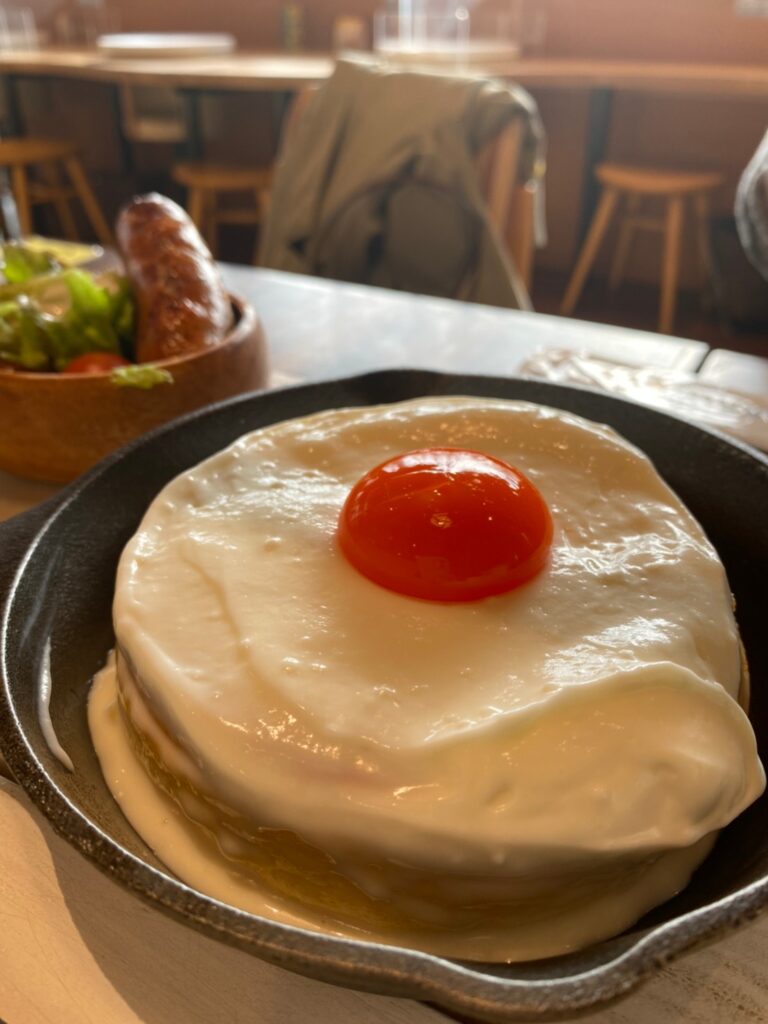 三島市のたまご専門店カフェ「TAMAGOYA」のパンケーキ